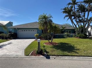 6319 Cocoa Ln, Apollo Beach, FL 33572