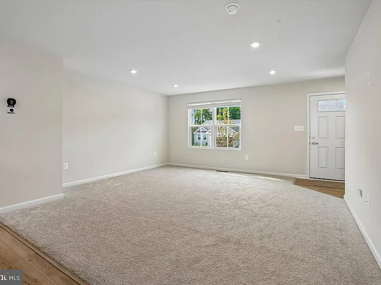 6415 Farrier Way — Photo 12