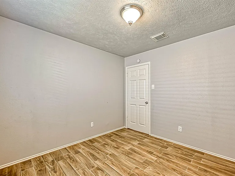 2235 Sentinal Oaks St — Photo 18