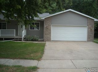 906 S Jayme Cir #10B, Sioux Falls, SD 57106