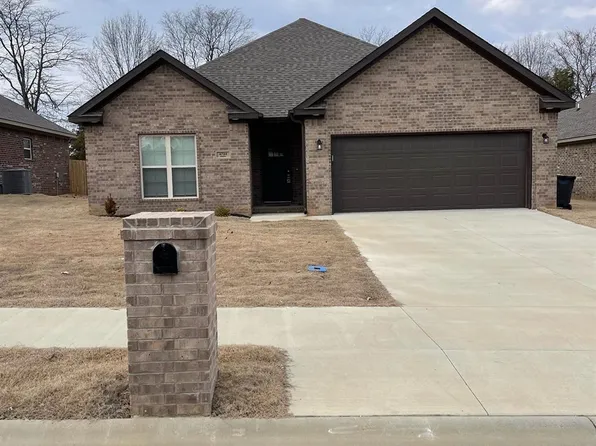 4734 Edgemont Dr, Jonesboro, AR 72405