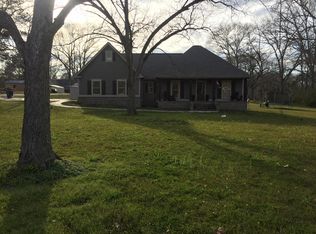 25 1st Ave E, Sumrall, MS 39482
