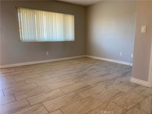 14817 Lemoli Ave APT 8