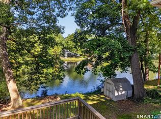 33 Circle Dr, Stratford, CT 06614