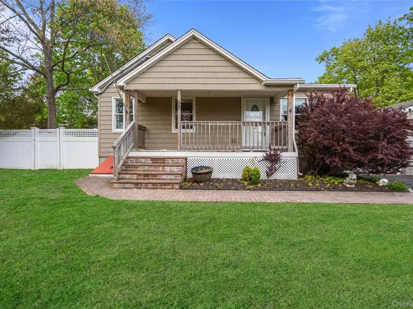 81 Steuben Boulevard, Nesconset, NY 11767