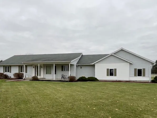 573 County Road 242, Fremont, OH 43420