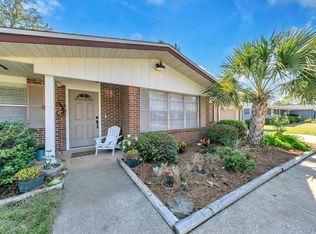 38 Poplar Ave, Shalimar, FL 32579