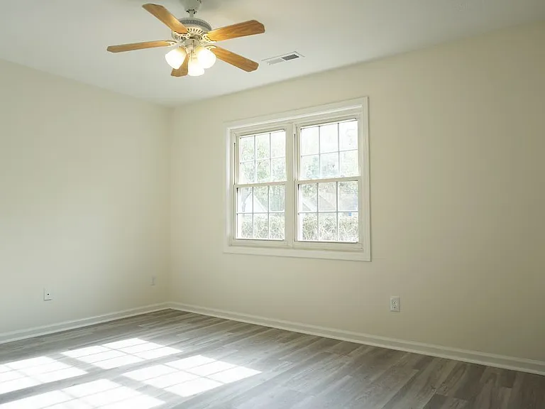 3808 Fawn Creek Dr — Photo 7