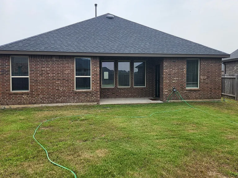 8519 Golden Field Dr — Photo 25