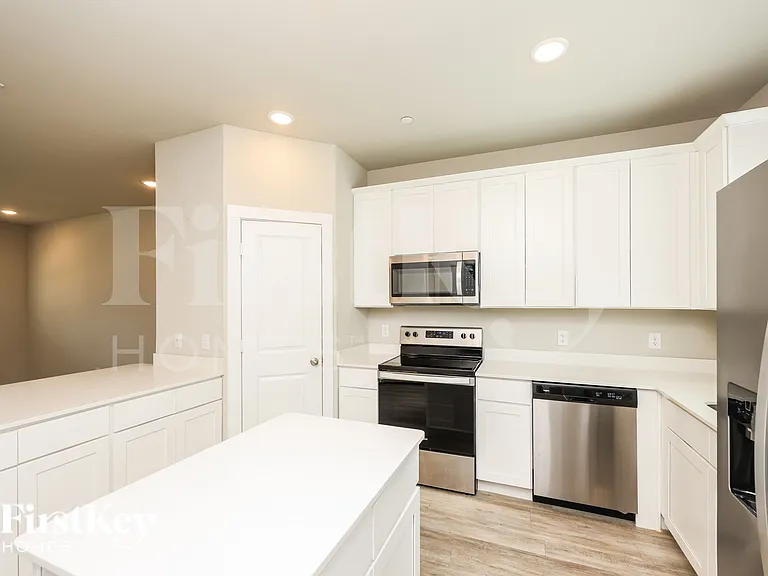 622 Ava Trl — Photo 8