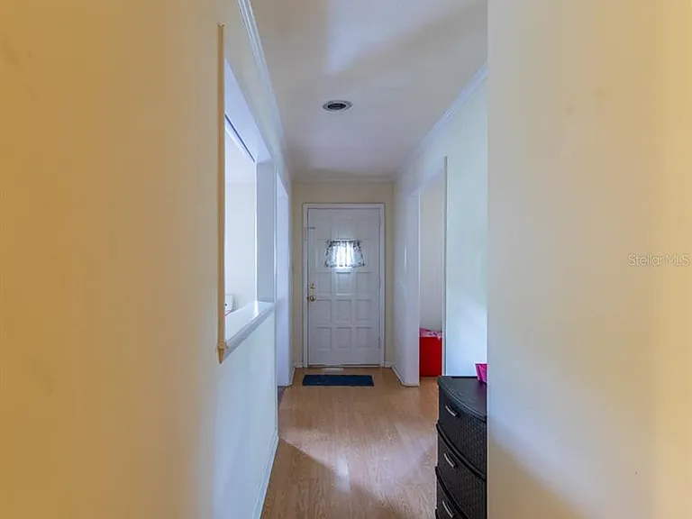 126 SW 40th Ter — Photo 14