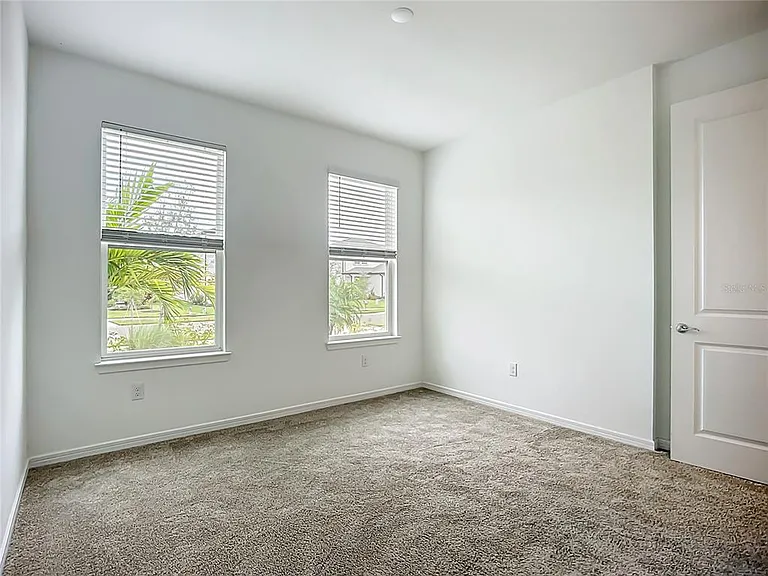10005 Patterson Way — Photo 9