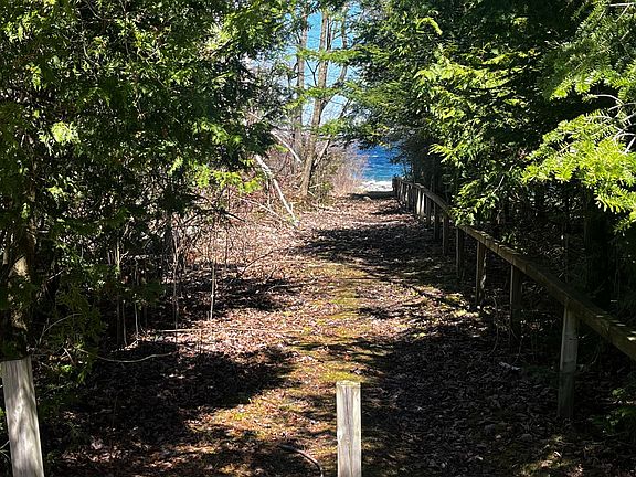 3rd image of LOT 25 Champlain Rd