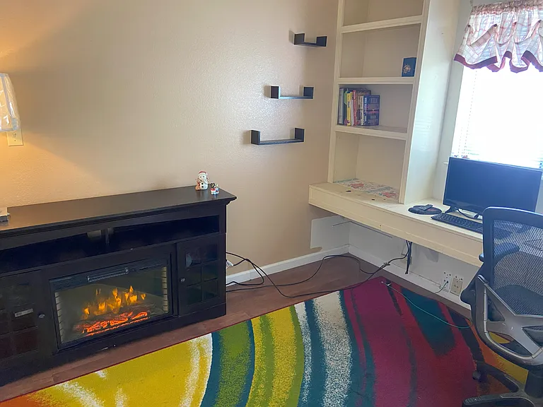 251 Seawind Dr — Photo 6