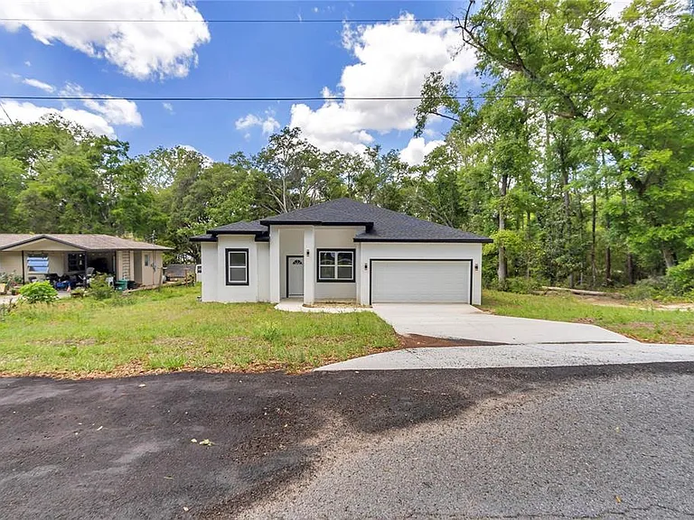 4592 SW Channel Heights Ct — Photo 3