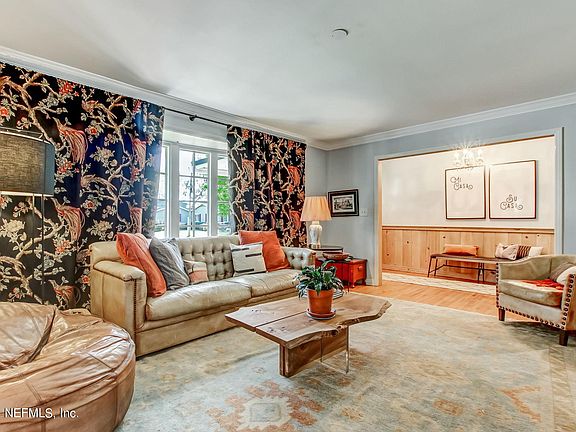 5th image of 2451 Sedgwick Pl