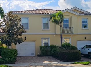 1801 Burgos Dr #1801, Sarasota, FL 34238