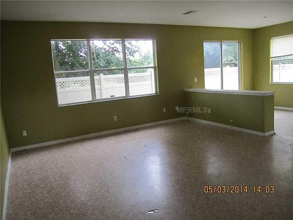 3rd image of 311 Vine Cliff St