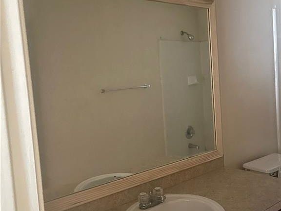 5th image of 2712 Vernice Loop APT A