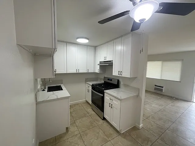 1339 W Stoneridge Ct #4 — Photo 6
