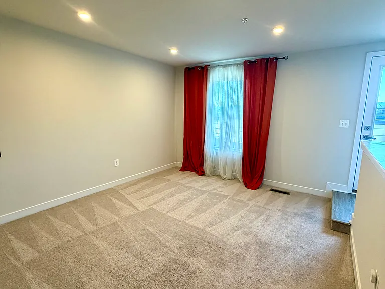 2807 Lewis Ave — Photo 33