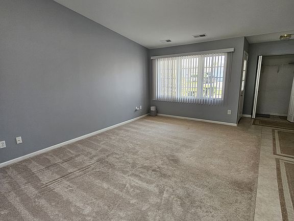 5th image of 1734 Chestnut Dr