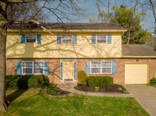 1482 Tonopah Dr, Cincinnati, OH 45255