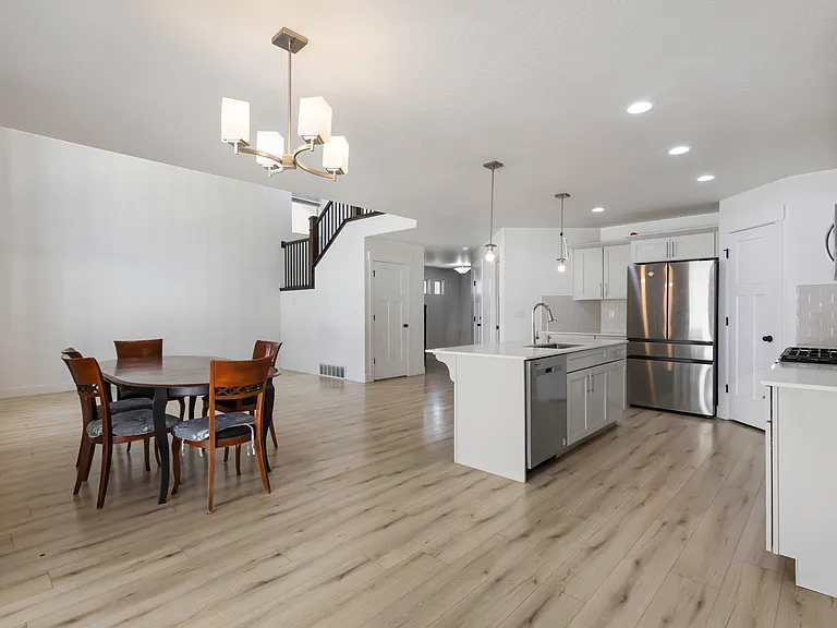 12356 S Eovaldi Ave — Photo 10