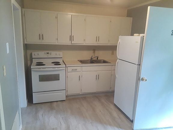 2nd image of 627 Frederick St #2A-2B-3D
