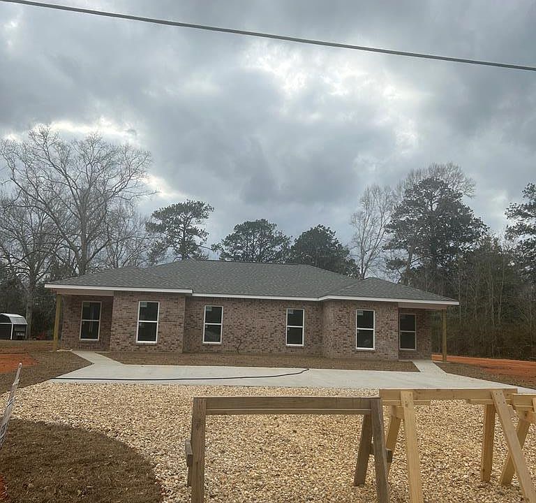 1st image of 1396 Neal Rd