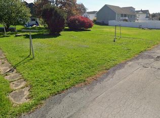 Center St, Pittston, PA 18641