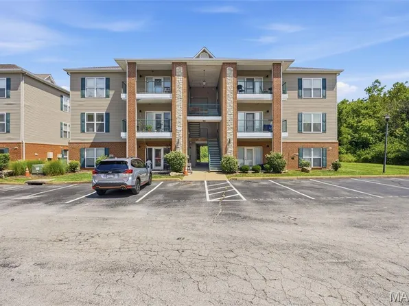 885 Forest Ave APT 104, Valley Park, MO 63088