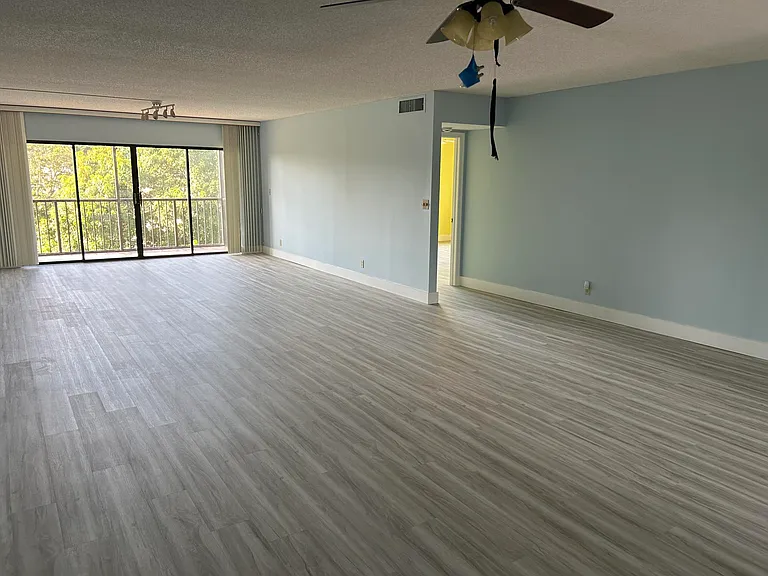 300 N Highway A1A #405H — Photo 6