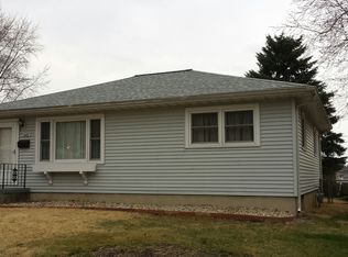 2428 N Maple Ave, Decatur, IL 62526