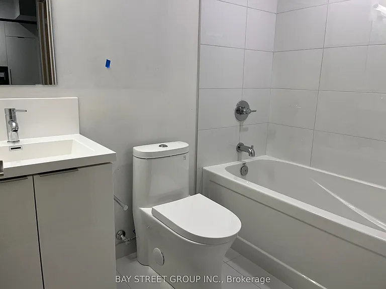 121 Saint Patrick St #1111 — Photo 15