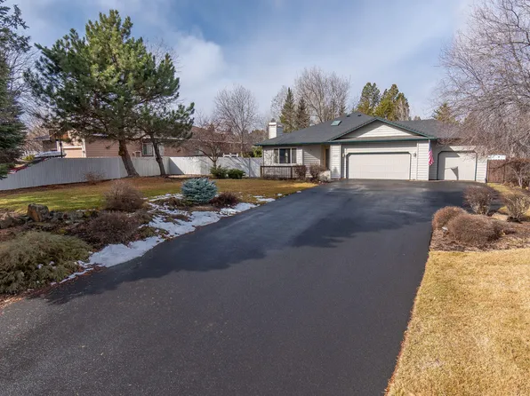 61289 Sarah Dr, Bend, OR 97702