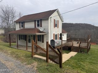 1065 Moss Creek Rd, Marsteller, PA 15760