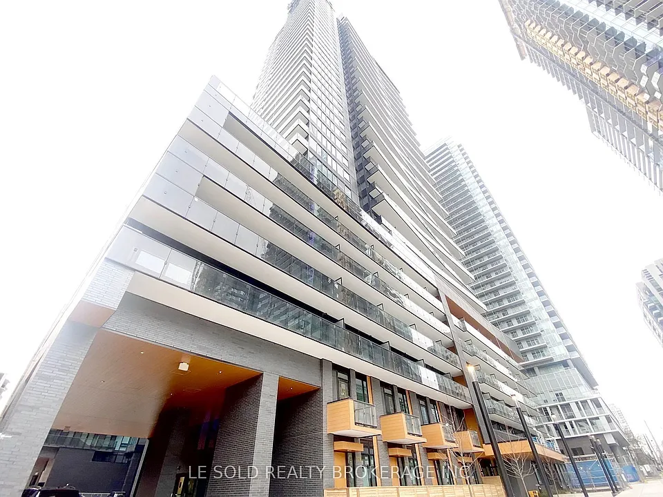 127 Broadway Ave #711