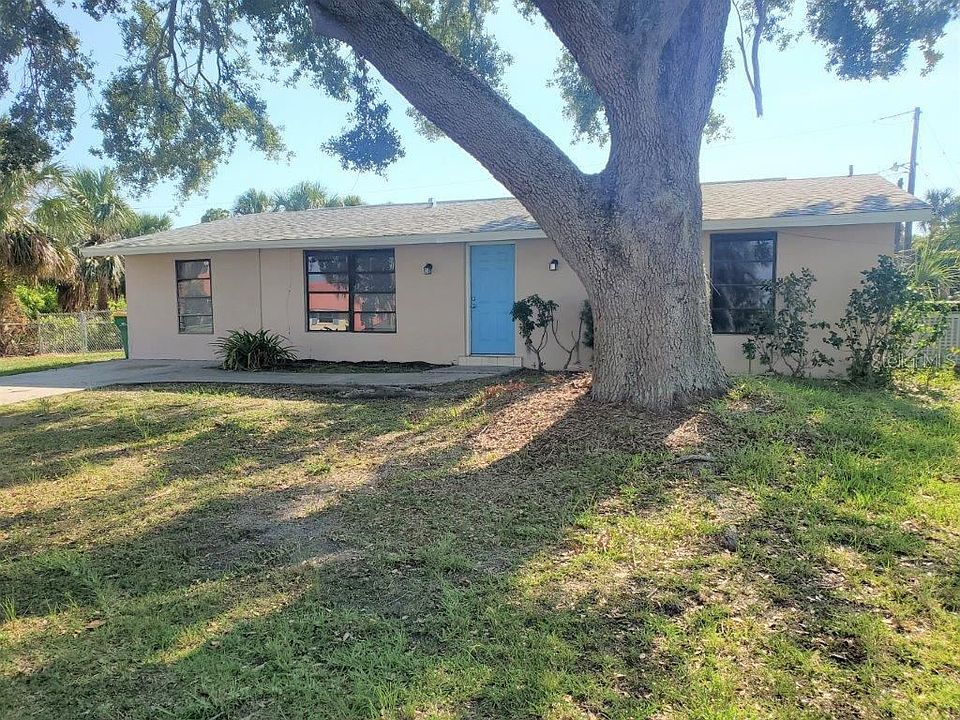 1st image of 18245 Bracken Cir