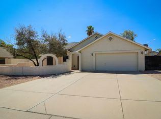 2923 E Leland St, Mesa, AZ 85213