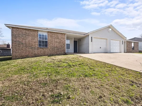 1372 & 1374 N Chickadee Ave, Fayetteville, AR 72704