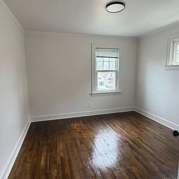 10006 Plymouth Ave — Photo 8