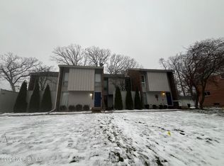 5123 Regency Dr, Toledo, OH 43615