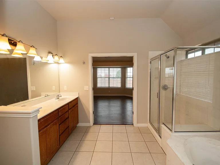 837 E Vancouver St — Photo 24