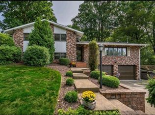 104 Ohare Rd, Canonsburg, PA 15317