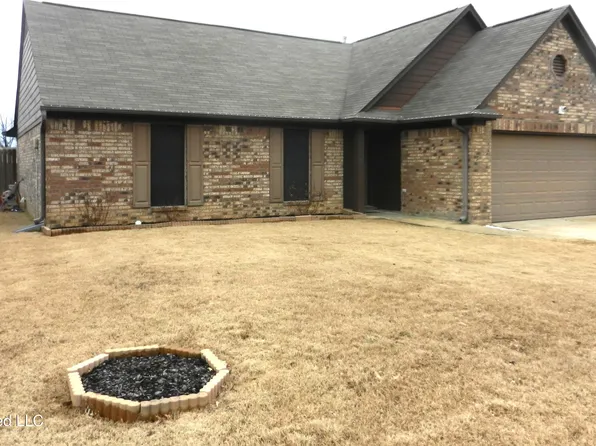 8286 Willow Dr, Southaven, MS 38671