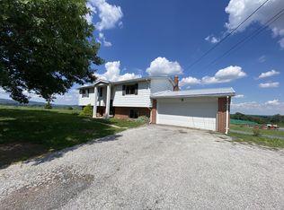 565 Carlisle Rd, Biglerville, PA 17307