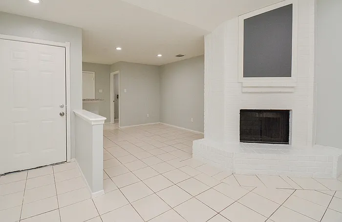 16518 Monte Carlo Ln — Photo 10