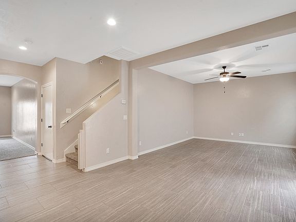 2nd image of 13562 Hazlewood St
