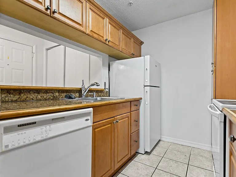 2317 N Congress Ave #24 — Photo 12